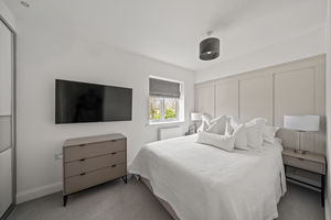 Photo 7- click for photo gallery